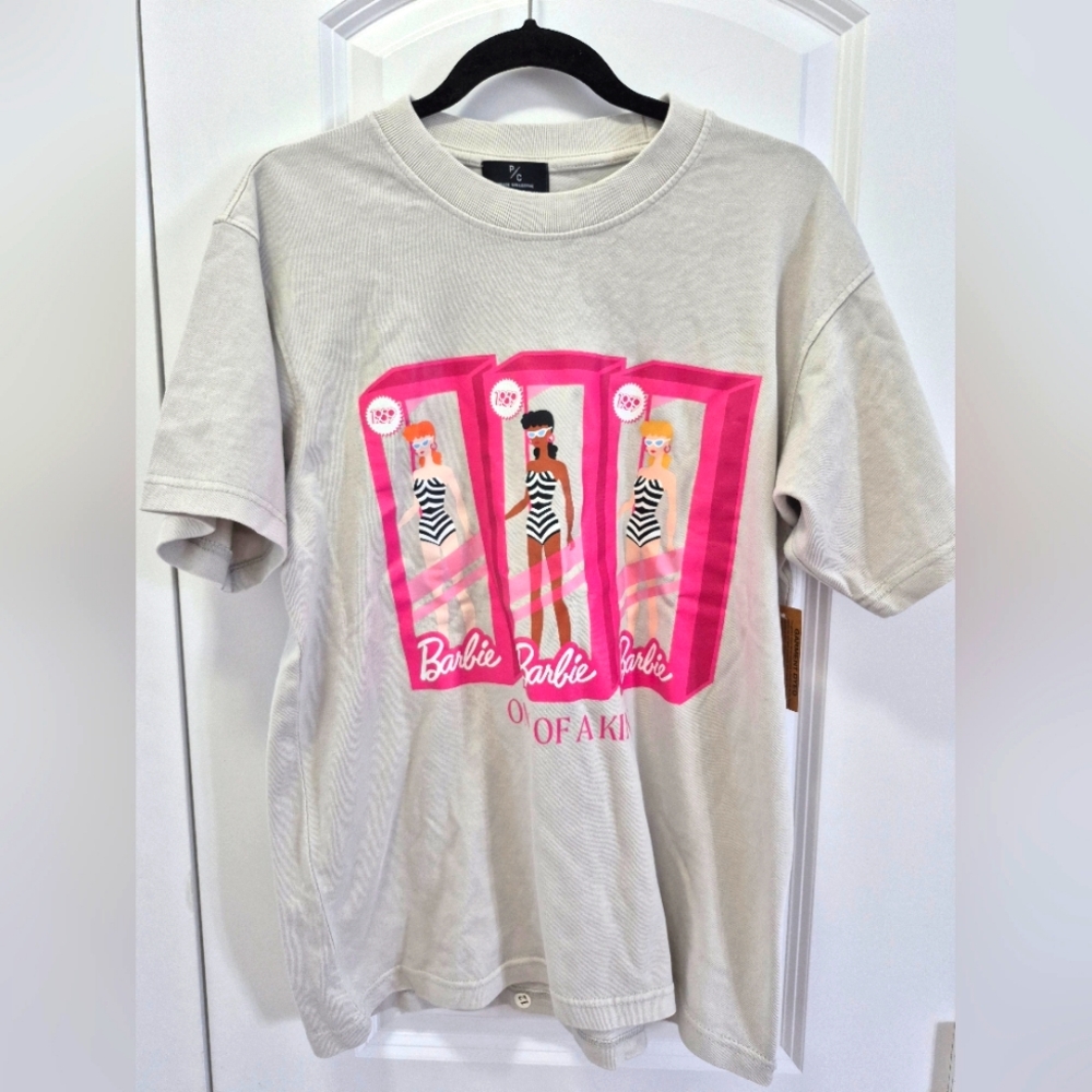 NWT Peace Collective Barbie One Of A Kind Heavyweight Graphic T-Shirt, grey, M - Picture 3 of 5